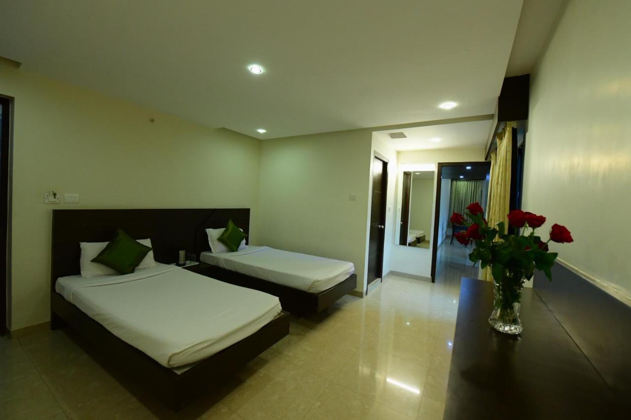 Hotel Rns One Subrahmanya Exteriér fotografie
